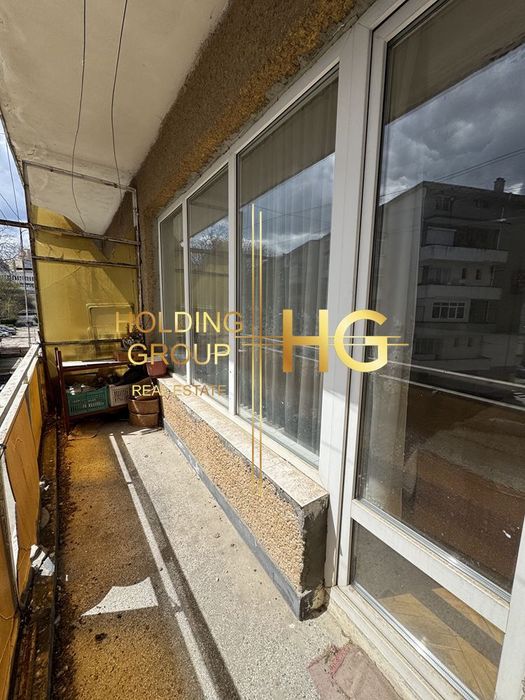 Продава се Четиристаен апартамент в Добрич, Център - 100 кв.м за 1240 €/кв.м - Снимка #8