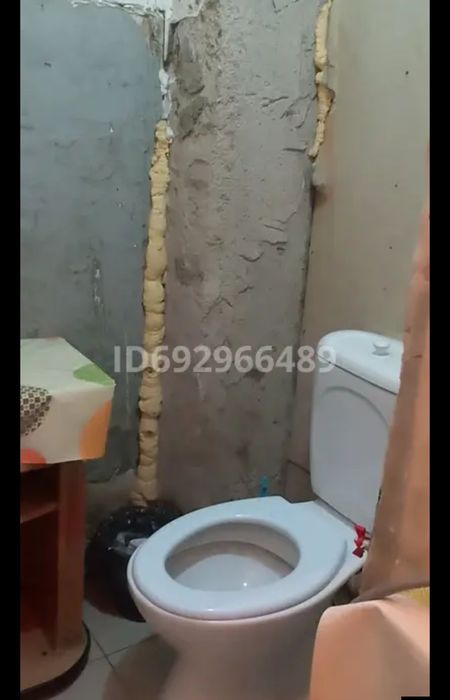 Адам комнату в общежитии