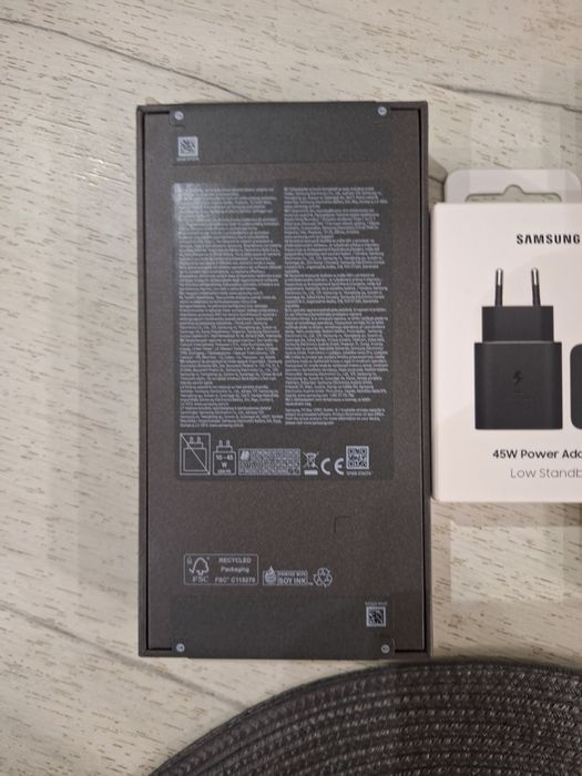 Samsung Galaxy S26 Plus 512GB / 12GB RAM + 45W Fast Charger + Case