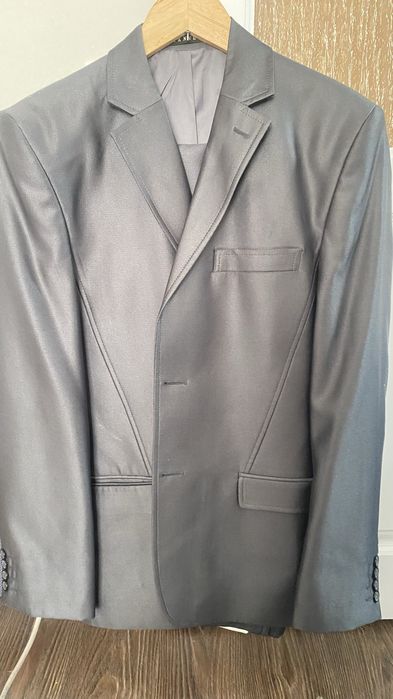 Продам костюм двойка