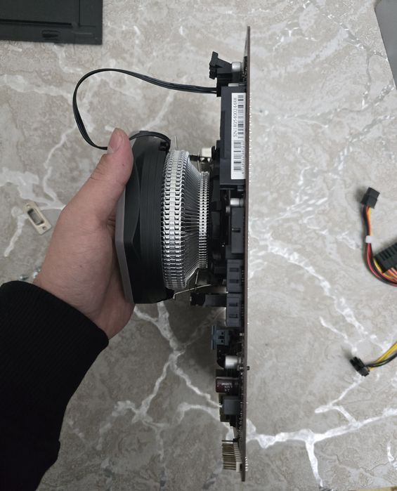 Материнская плата Gigabyte H110M-H с процессором