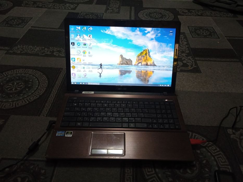 Notubook asus  512 gb xotira 16 gb operativ xotira