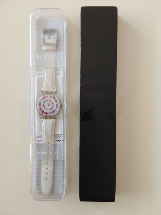 Часовник  SWATCH