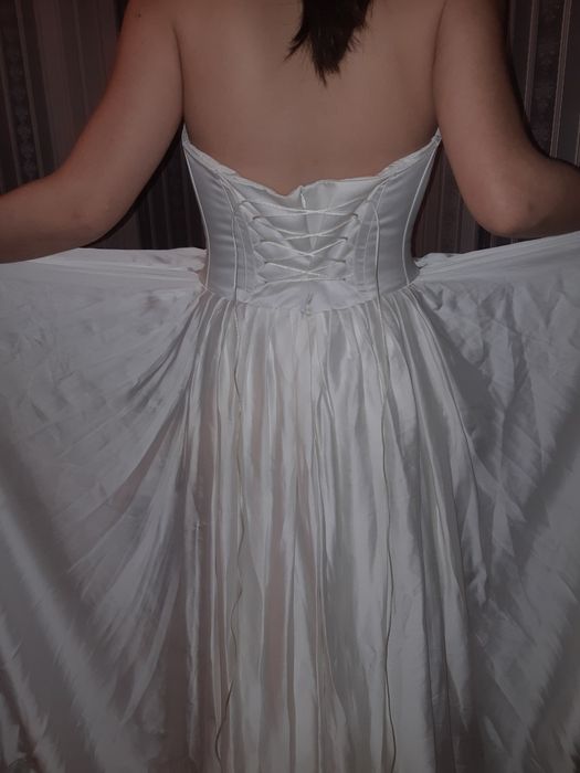 Продаю платье для принцессы