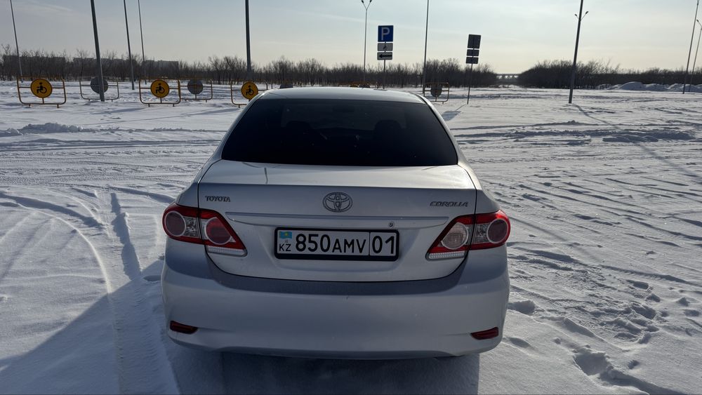 Тойота Королла 2011 г.в