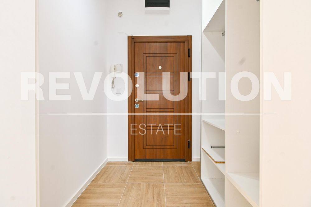 Дава се под наем Тристаен апартамент в София, Център - 80 кв.м за 900 € - Снимка #8