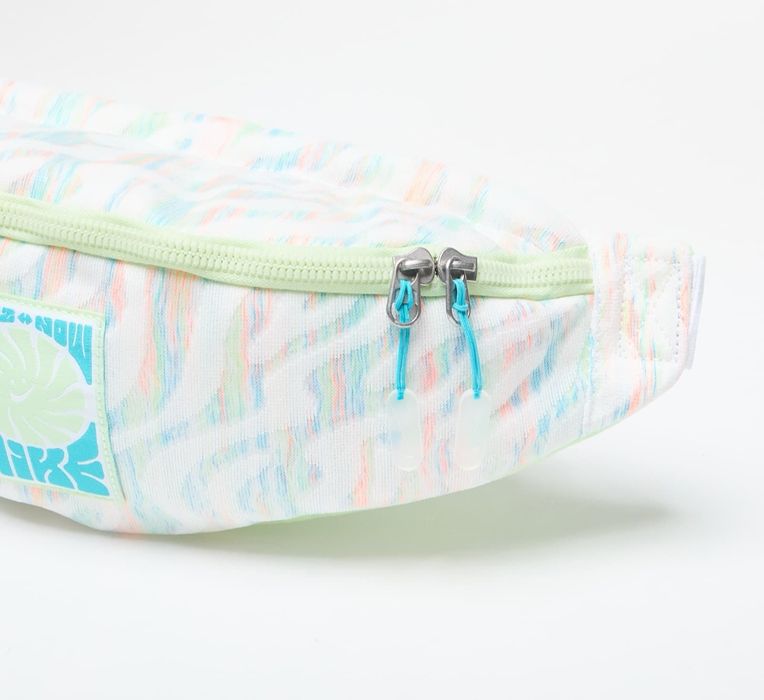 Nike Heritage Fanny Pack чанта