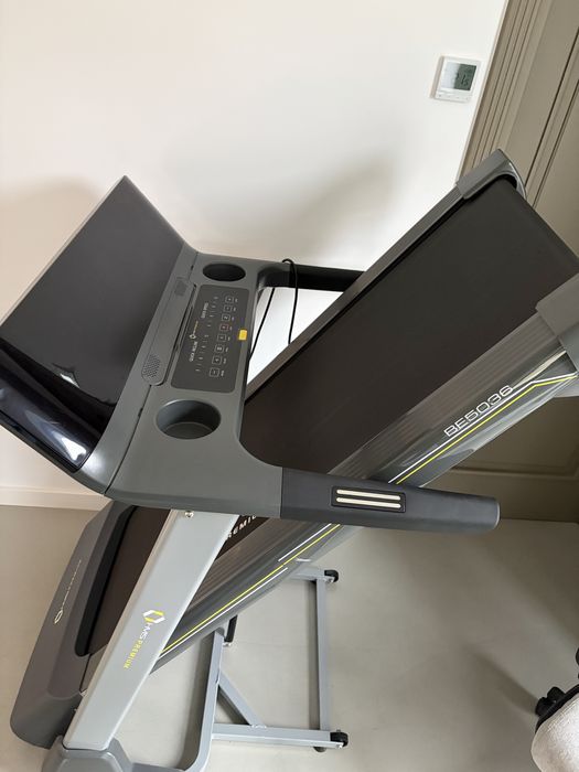 Banda de alergat cu incline de 25grade noua