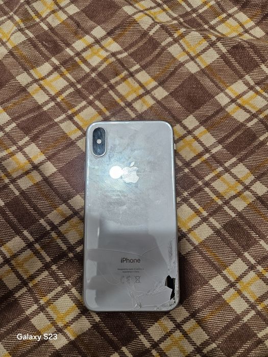 Продам  Айфон 10