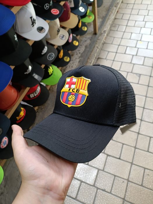 Barselona kepka sfati zõr