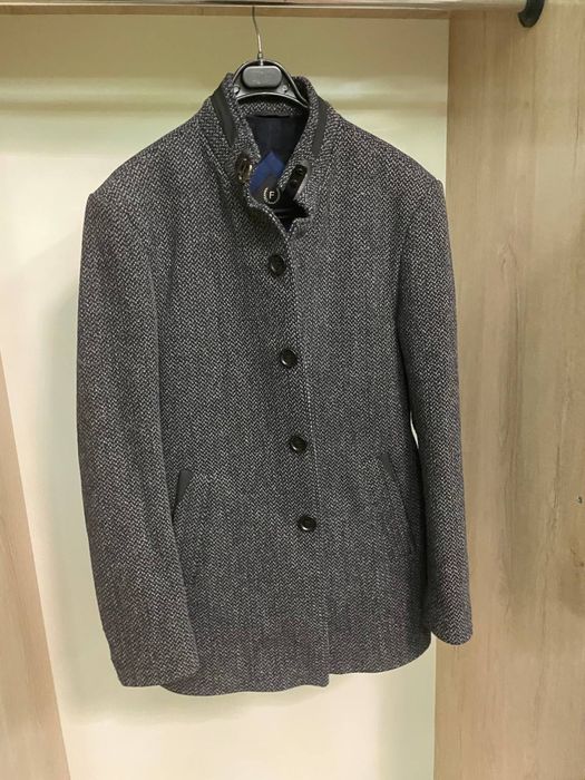 Продается пальто мужское