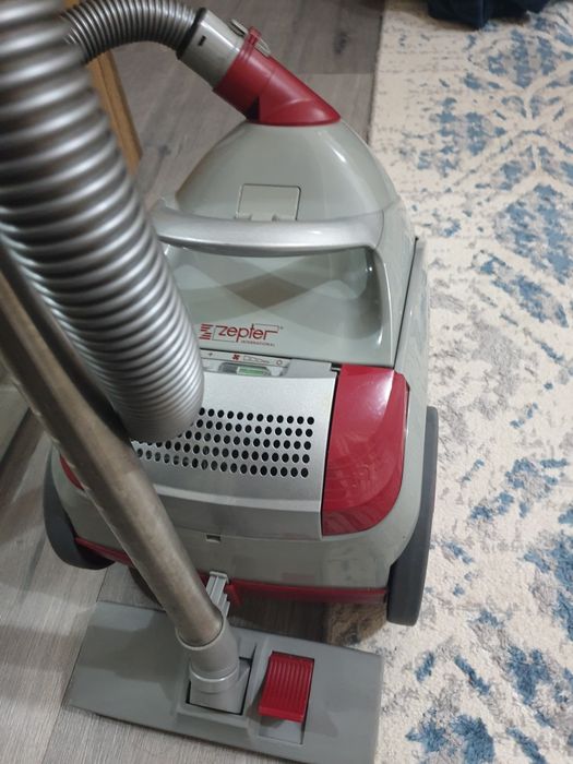 Продам пылесос Цептер