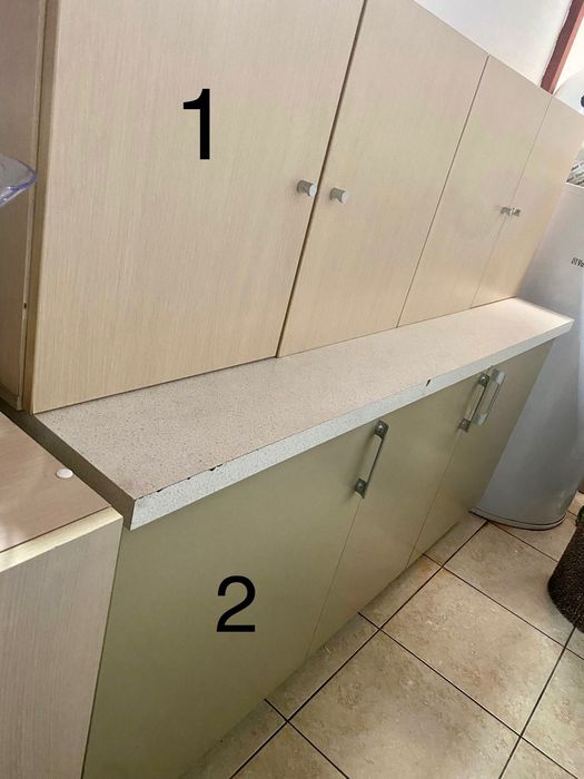 Dulap din mdf, Masuta mdf ,mocheta pt  exterior noua