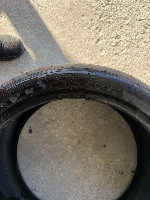 Hankook  295/35R21