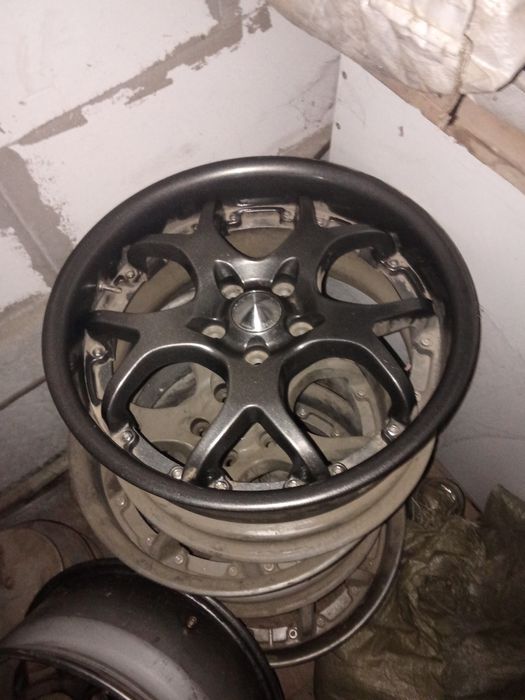 Продам японские диски