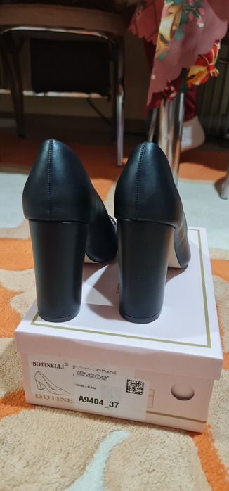 Pantofi piele nr 37 Botinelli