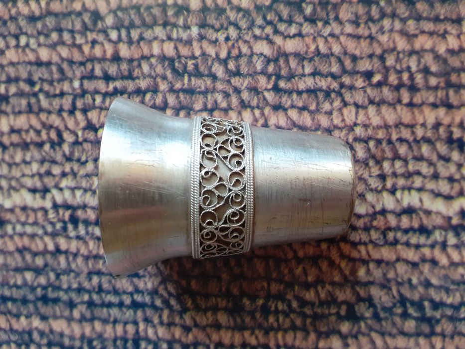 Продам мельхиоровую    стопку  (Старинная)