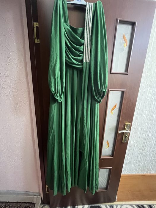 Вечерние  платья новые