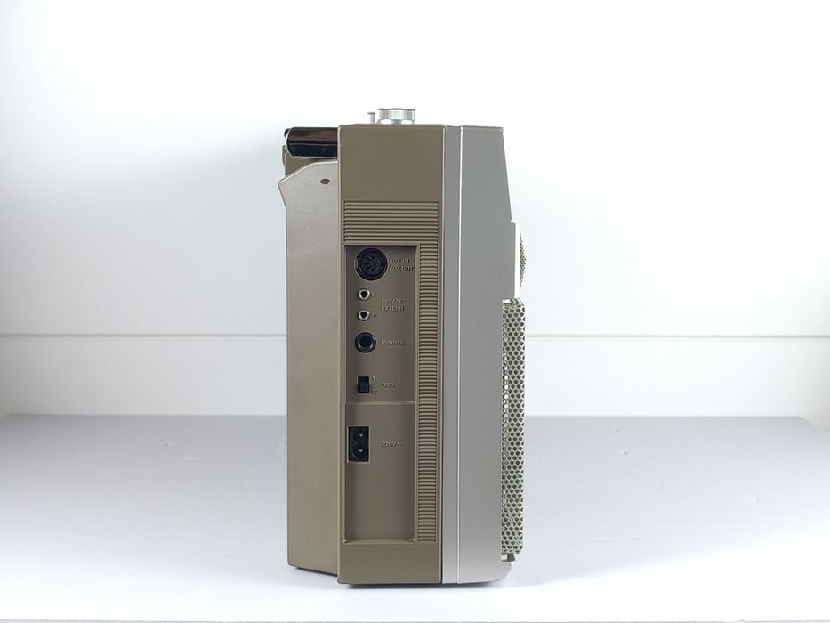 Radiocasetofon SABA RCR 416 – Restaurat complet