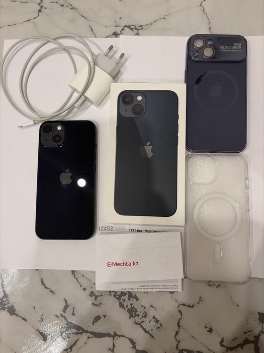 Продам iPhone 13