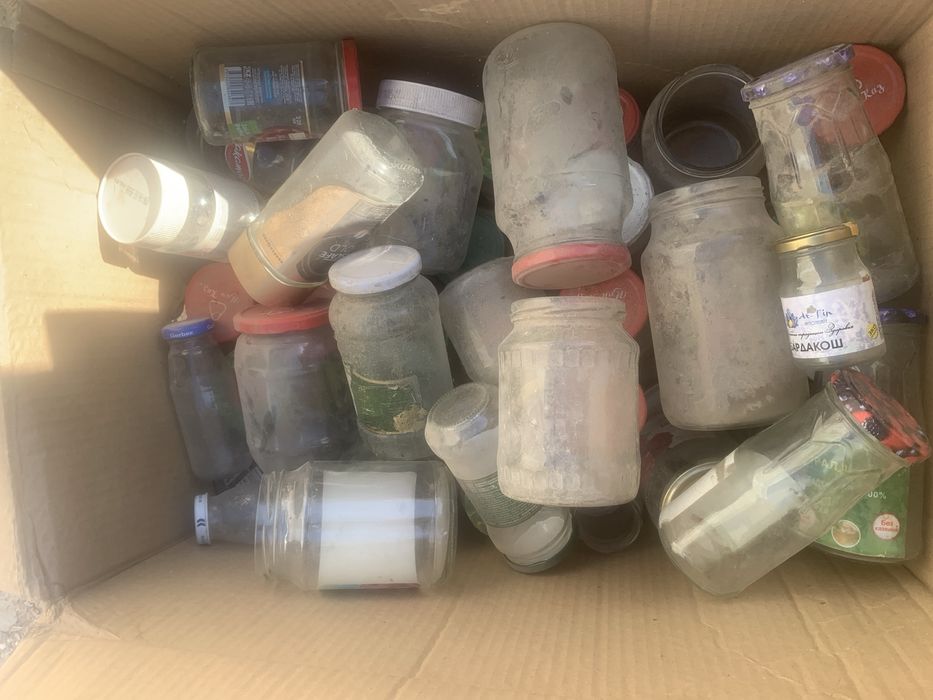 Баночки разные отдам даром самовывоз