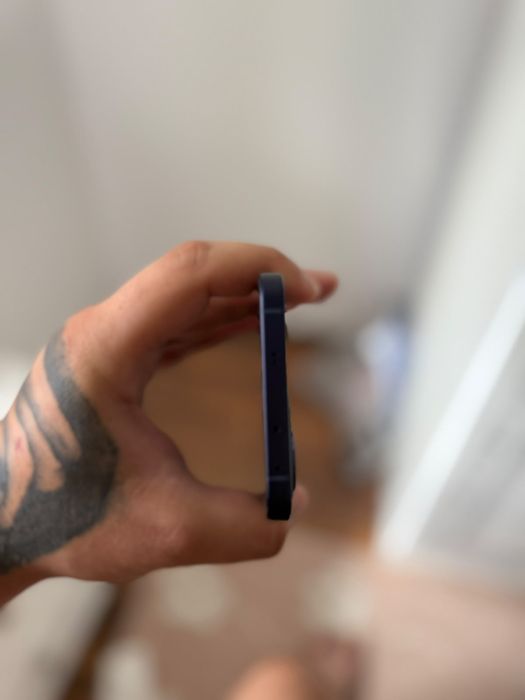 Vând sau schimb Oppo Reno 13