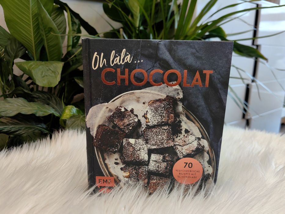 Готварска книга Oh lala... CHOCOLAT, EMF, 70 рецепти с шоколад