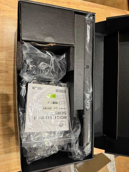 Водно ASUS ROG RYUJIN II 360 Noctua NF-F12 IndustrialPPC Fans 3.5 Ful