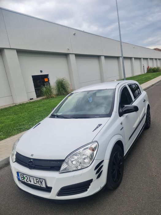 Vând opal astra H 1.3 motorina 2007