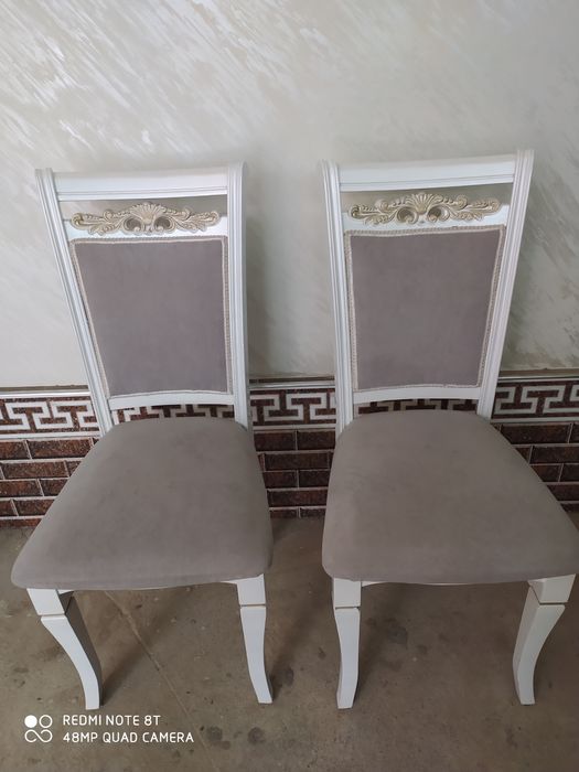 Оқ стулларимиз сотилади