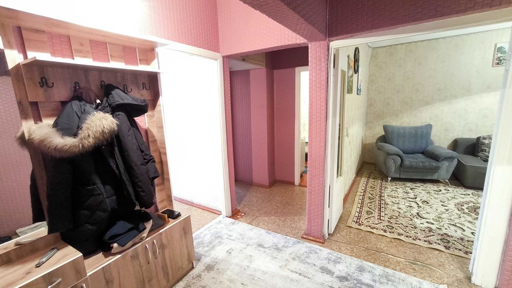 Продаётся 3-комнатная квартира 105-серии. ЭТАЖ-3/5. мкр.ВЕРХНИЙ ОТЫРАР