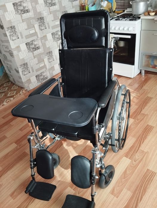 Инвалидная коляска