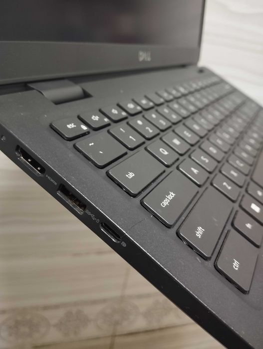 Dell i5-11135g 8/256ssd