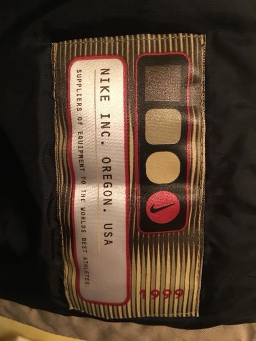 Ocazie ! Scurta de toamn-iarna Nike