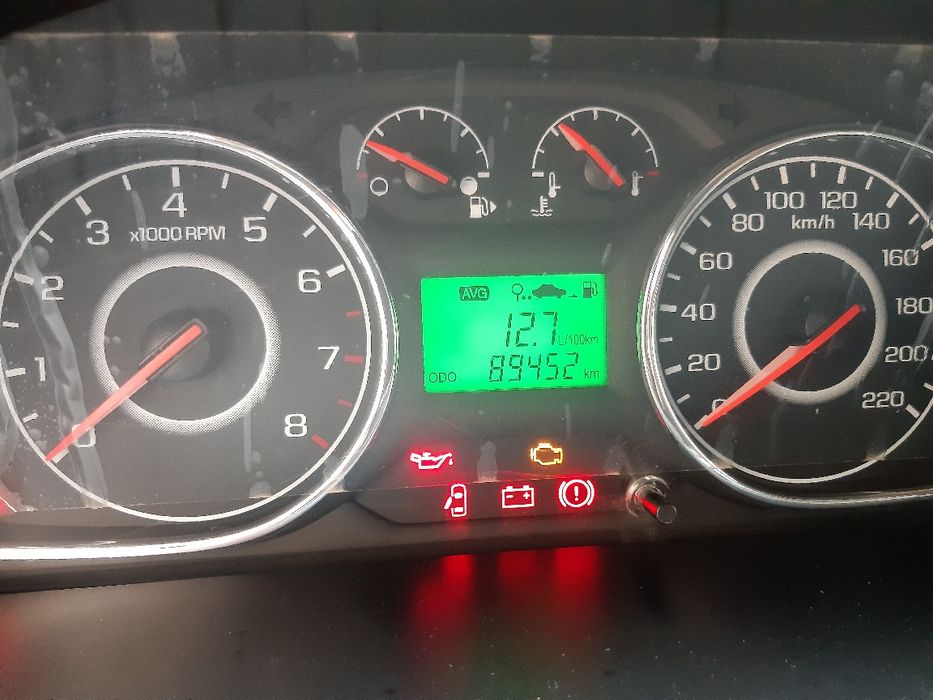 Сотилади Жентра 2022 йил, салондан бир қул