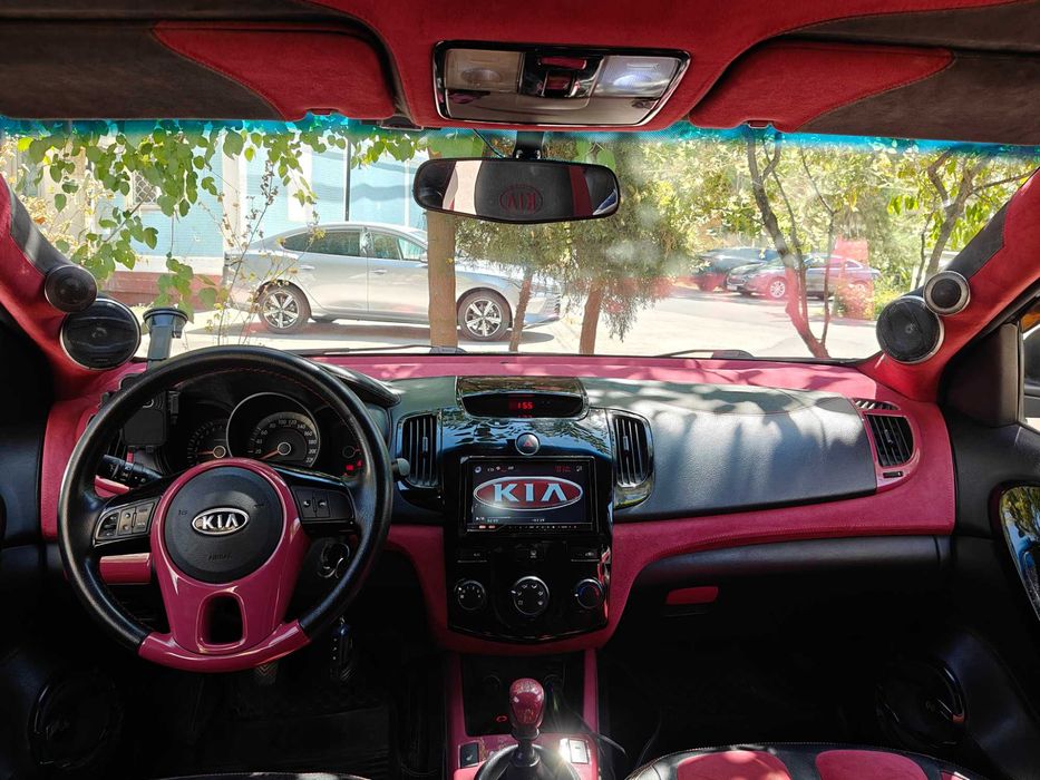 Kia Forte 2009 год