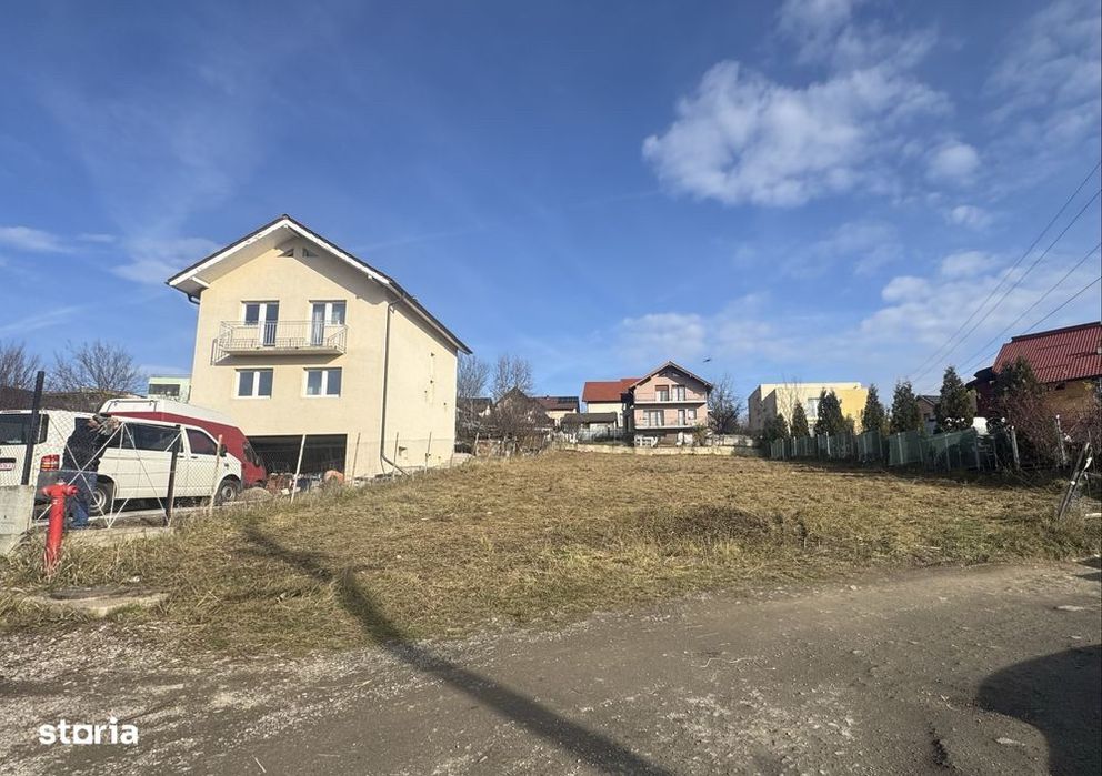 Teren de 800 mp cu autorizatie pentru casa, zona Calea Baciului