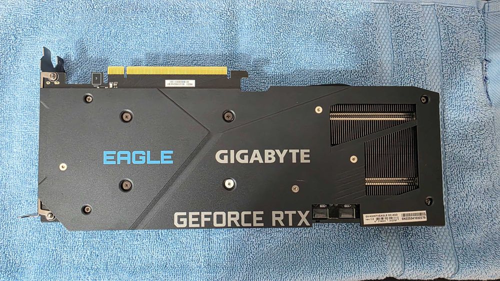 Placa video GIGABYTE GeForce RTX 3060 Ti EAGLE OC D6X 8GB GDDR6X 256-bit (3 fans)