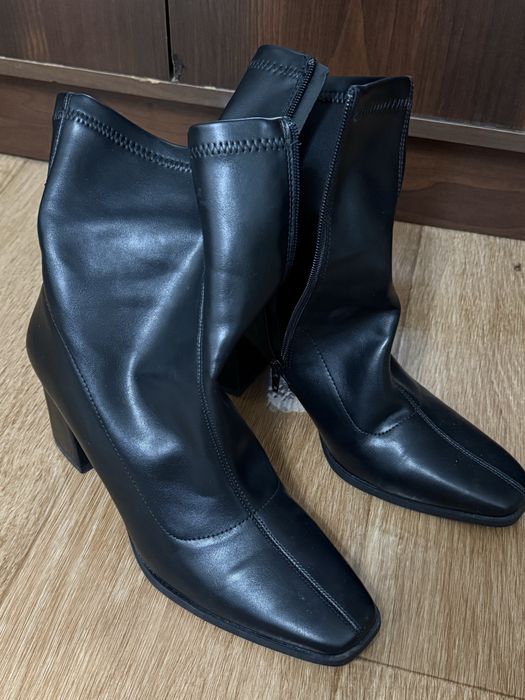 Ботильоны черные