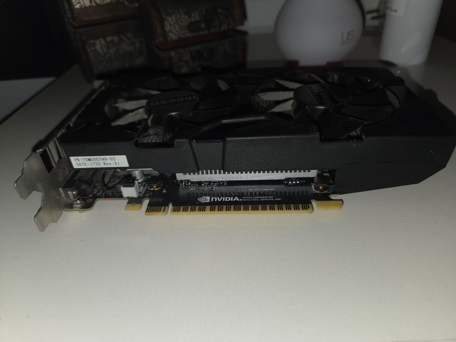 Geforce gtx 1050 ti 4gb 2 fanuri