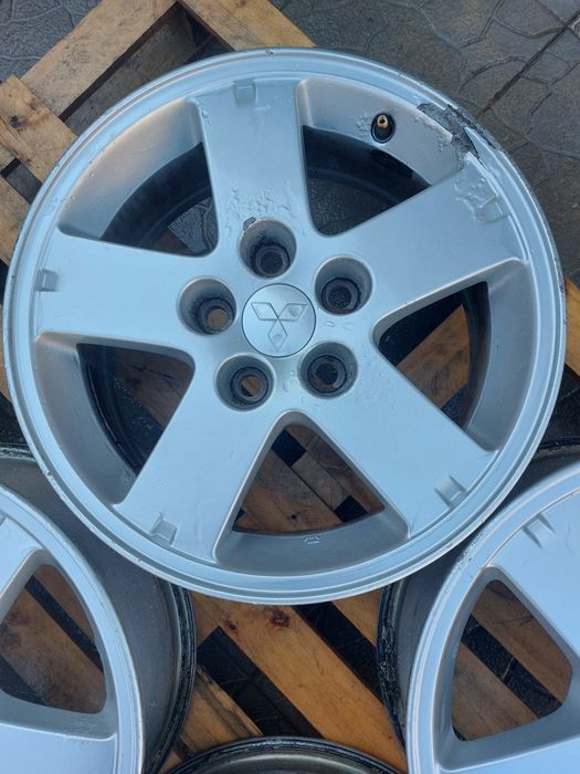 4ри бр алуминиеви 16цола;5×114,3; ет 40; 67.1мм; оригинални  Митцубиши