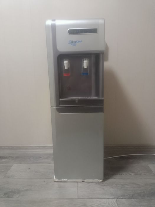 Продам диспенсер