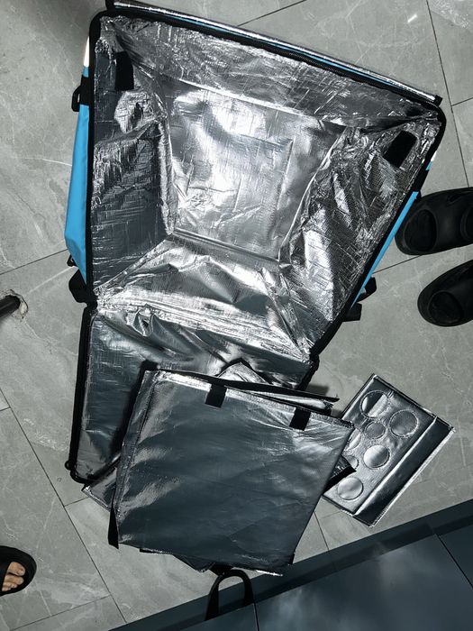 Сумка доставщика