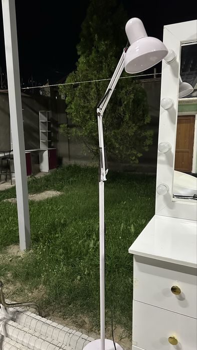 Лампа для маникюра