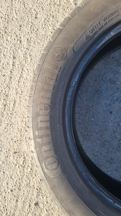 Anvelope de vara Continental, utilizate, în stare  bună.