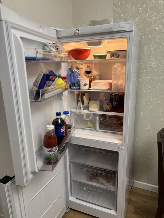 Продам новый холодильник