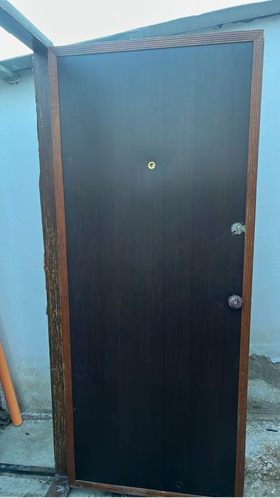 Темір есік сатылады