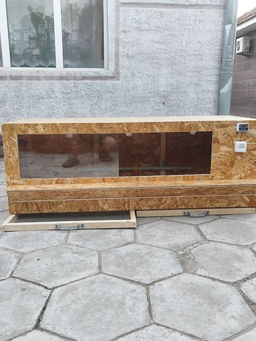 Продаются брудер для цыплят
