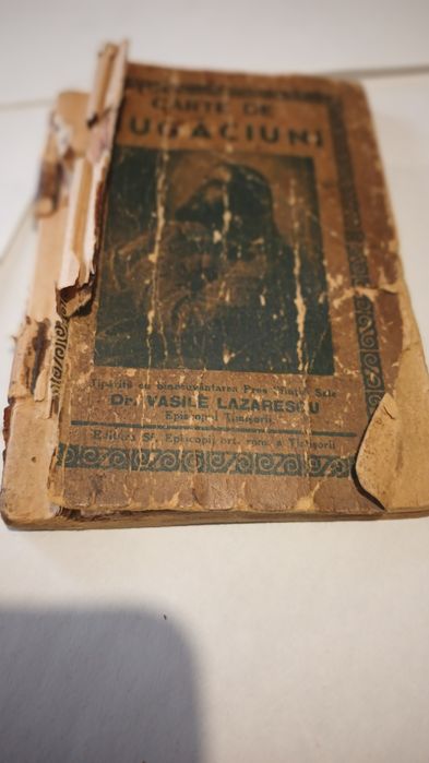 Vând cărți religioase vechi