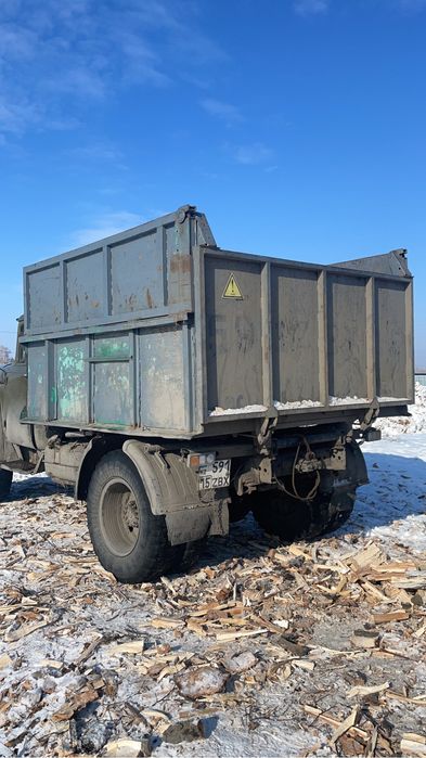 Речной песок,щебень,отсев,чернозем.